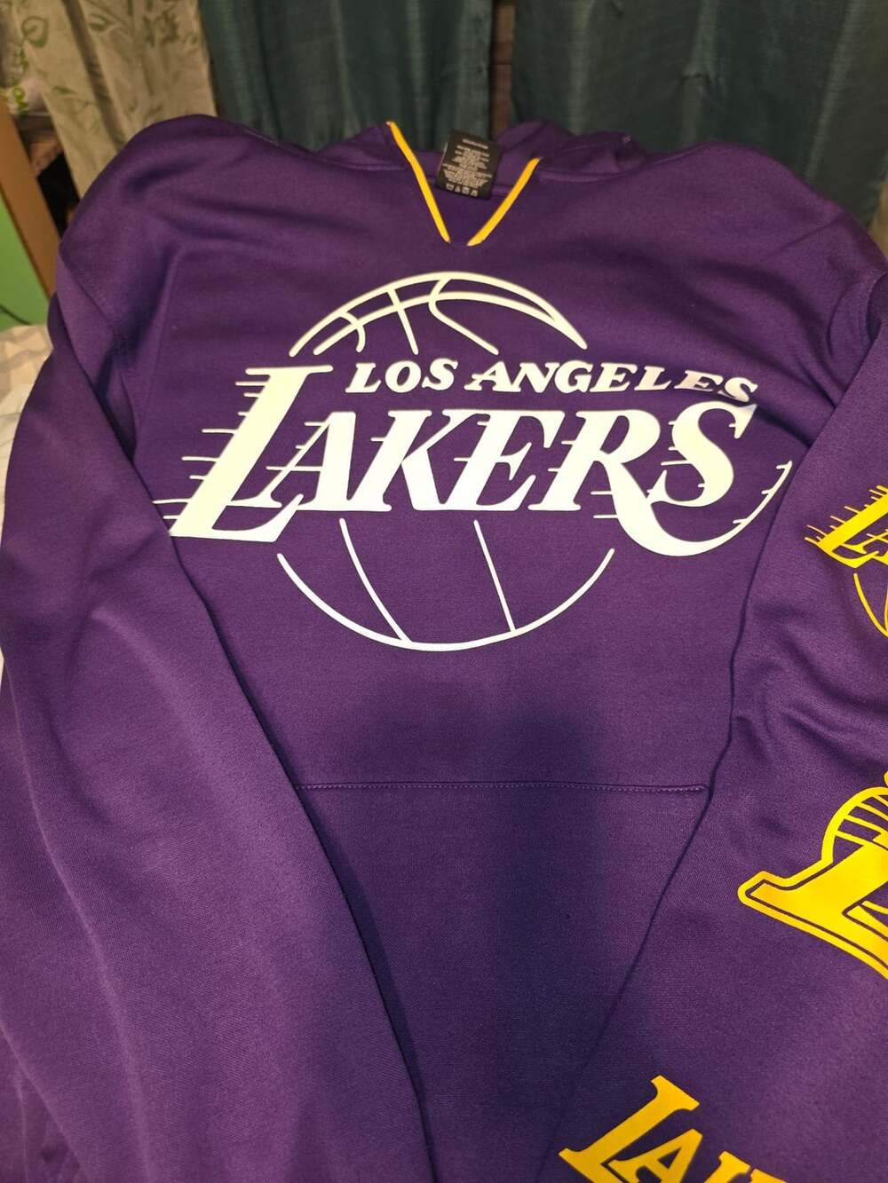 NBA Los Angeles Lakers Purple Hoodie Size Large